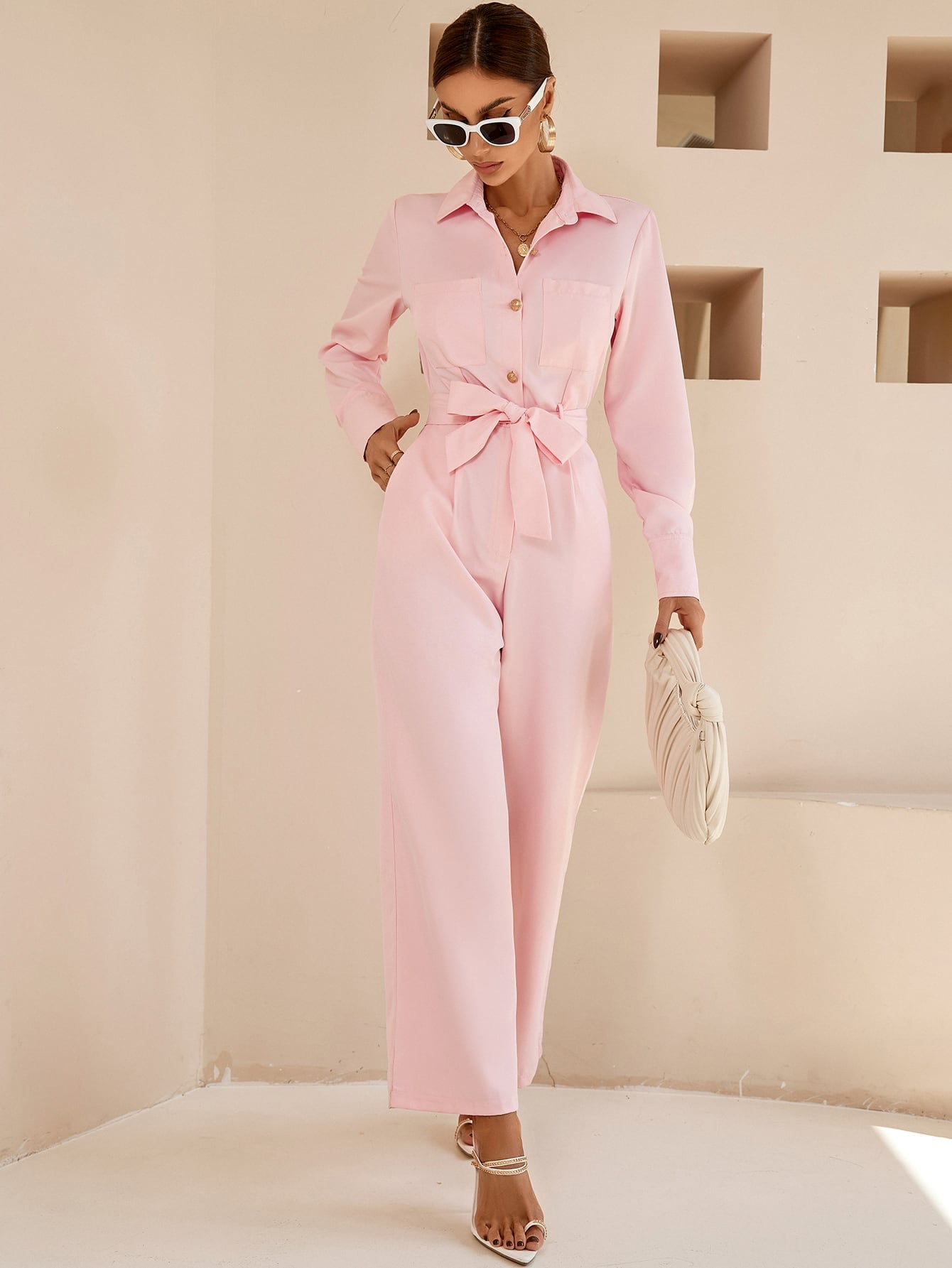 Jumpsuit mit Zwei Taschen, Gürtel