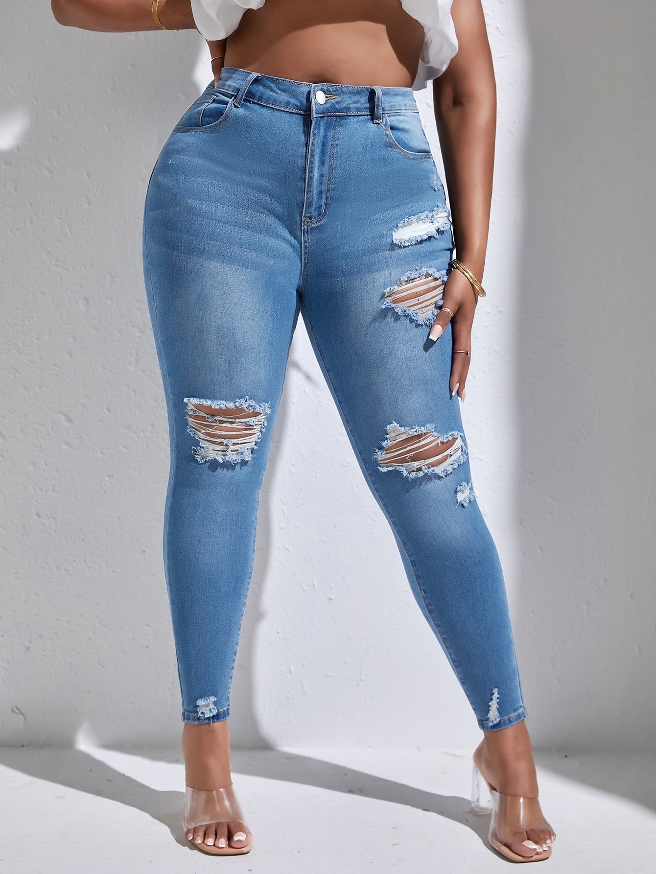 Plussize Schmale Jeans mit Riss, hoher Taille