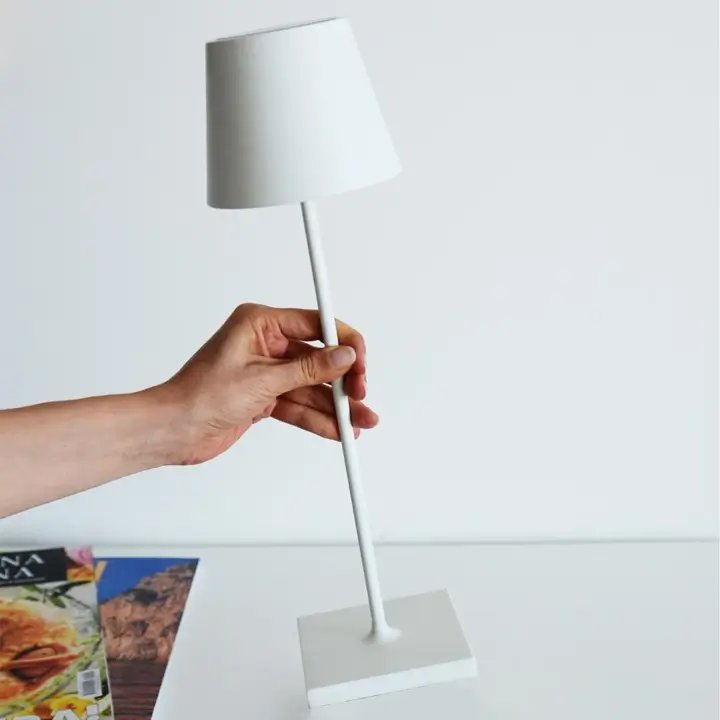 Italienische Design LED Lampe | Kabellose und super gemütliche Tischlampe